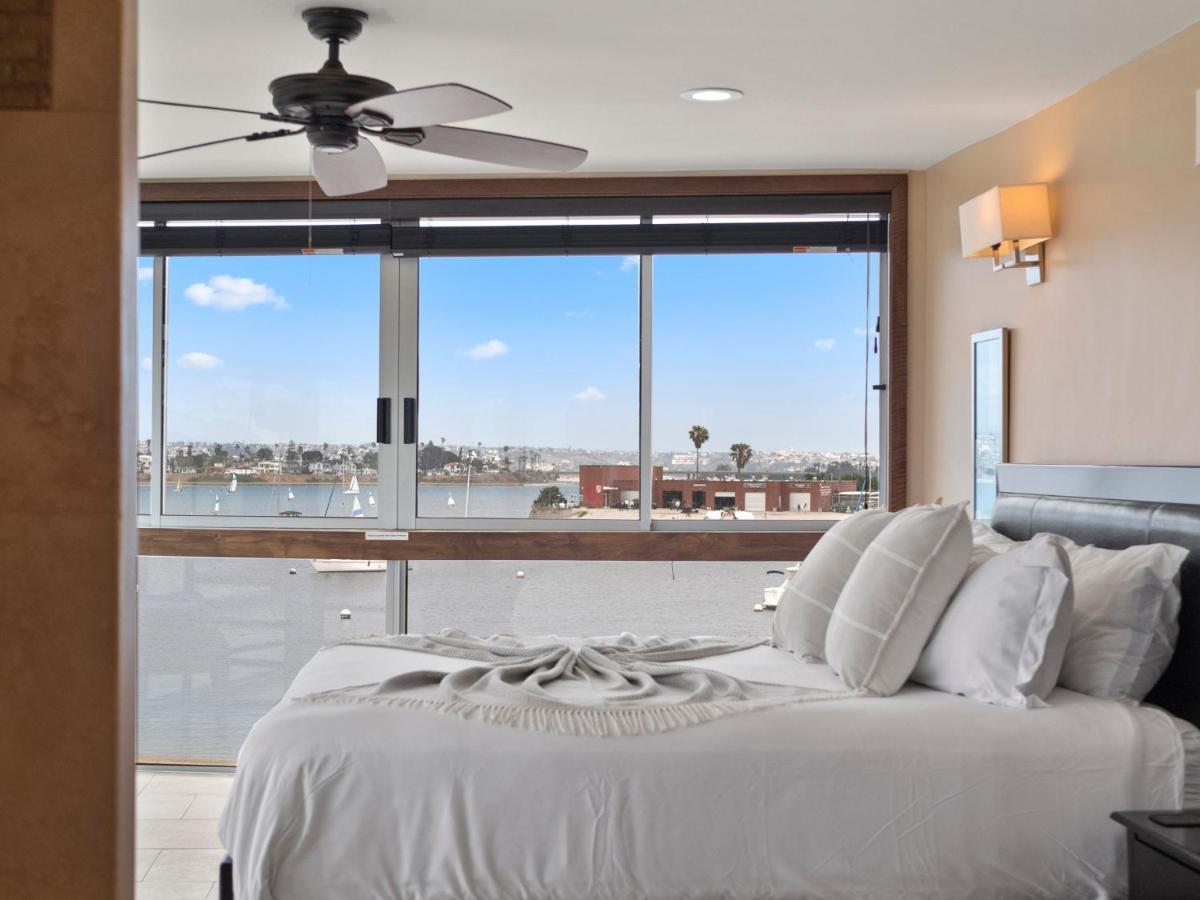 Stunning Bayfront Condo With Gorgeous Views, Garage, Massive Roof Deck & Ac - Dogs Welcome! San Diego Buitenkant foto