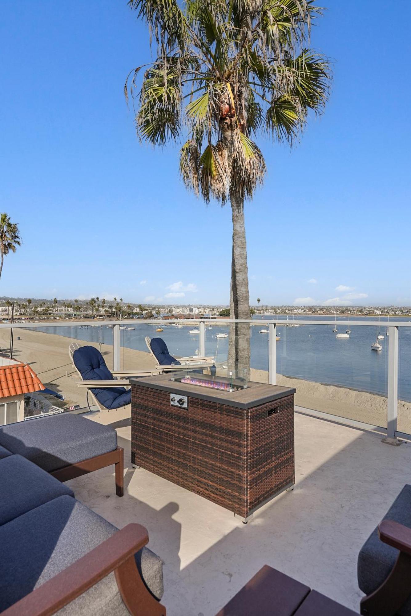 Stunning Bayfront Condo With Gorgeous Views, Garage, Massive Roof Deck & Ac - Dogs Welcome! San Diego Buitenkant foto
