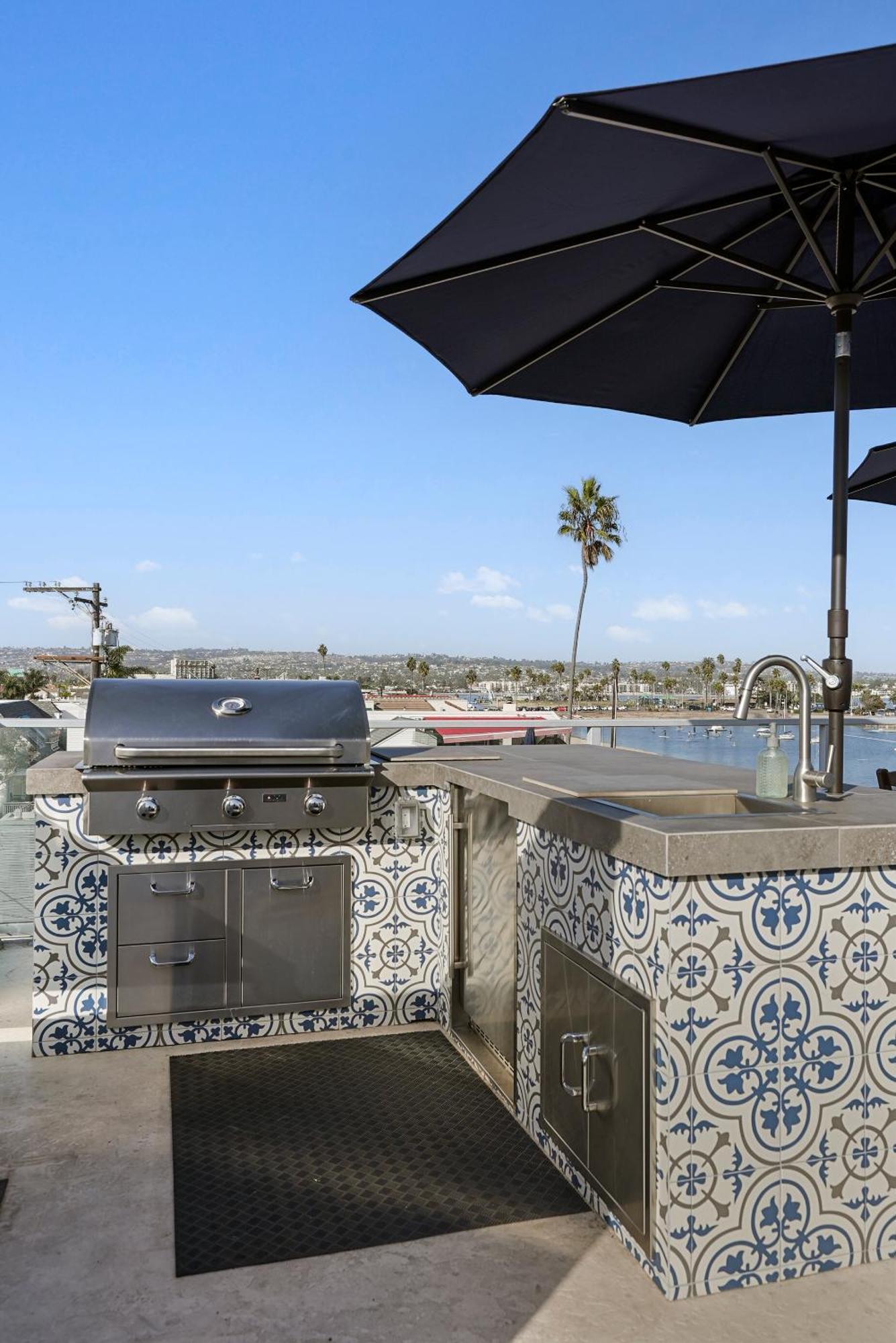 Stunning Bayfront Condo With Gorgeous Views, Garage, Massive Roof Deck & Ac - Dogs Welcome! San Diego Buitenkant foto